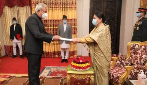 राष्ट्रपतिसमक्ष भारतीय राजदूतबाट प्रमाणपत्र पेश