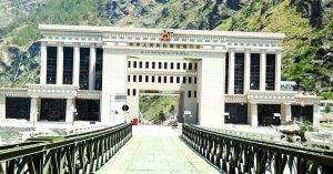 चिनियाँ नाका खुलाउन व्यवसायीको माग