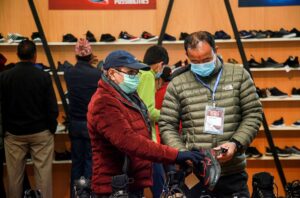 आत्मनिर्भरतर्फ अग्रसर ‘फुटवेयर’ उद्योग