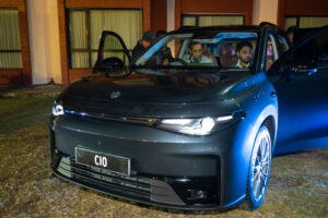 लीपमोटर सि १० अब पोखरामा सार्वजनिक