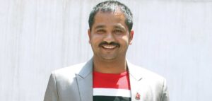 लगभग ४ घण्टा नियन्त्रणमा परेपछि छुटे ऐन महर