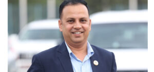 धनुषा ३ मा मनिष झा विजयी