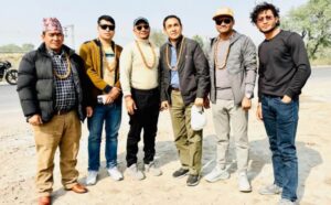 महाकुम्भमा स्थान गर्न धवलशम्शेरसहित राप्रपाका नेताहरूको टोली भारत प्रस्थान