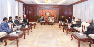 अध्यादेशबारे छलफलमा जुटे ओली