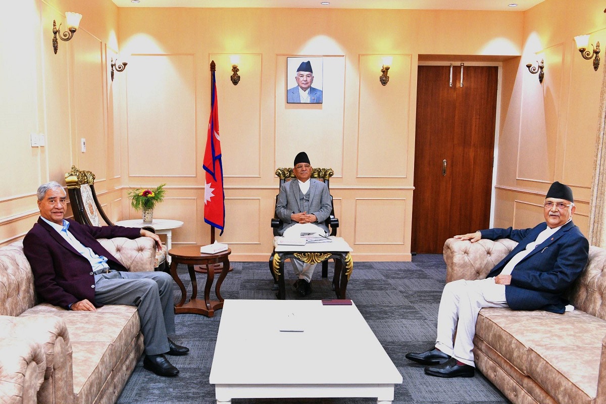 किन छलफलमा बस्दैछन् देउवा, ओली र प्रचण्ड?