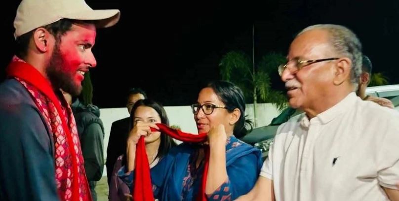 स्ववियुमा स्वतन्त्ररूपमा जितेका सभापति क्रान्तिकारीमा