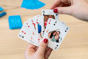 तास खेलिरहेका पाँचजना पक्राउ