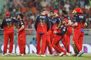 आरसीबी आइपीएलको फाइनलमा