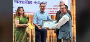 श्रमिक दिवसको अवसरमा टुकोनको रक्तदान र खनाललाई सम्मान