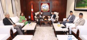 गभर्नर नियुक्तिमा सहमति जुटाउन जुटे ओली र देउवा, साथमा आरजु