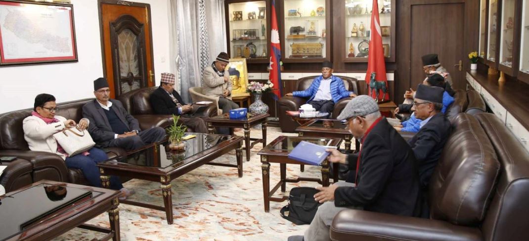 अर्को राजमार्गमा अभियान चलाउँदै माओवादी