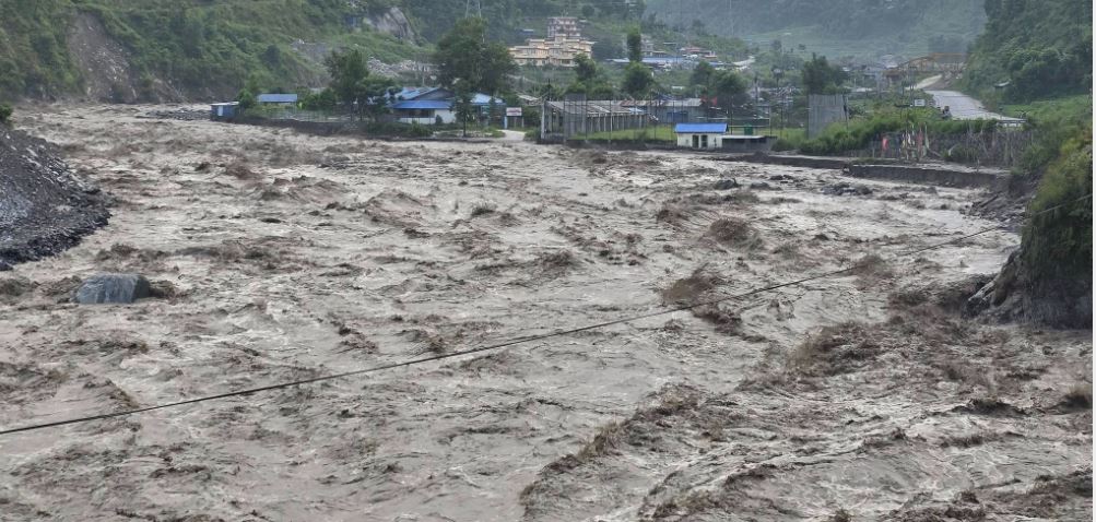 ‘भोटेकोशी र त्रिशुली किनारमा नजानुहोला, जलतह बढेको छ’