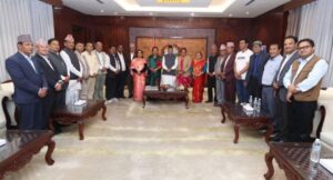 कर्णालीका केन्द्रीय सदस्यलाई ओलीले भने : विद्या भण्डारीको कुरा ‘पार्टीमा देखाइएको हावाको झोक्का’ हो, सचेत हुनु