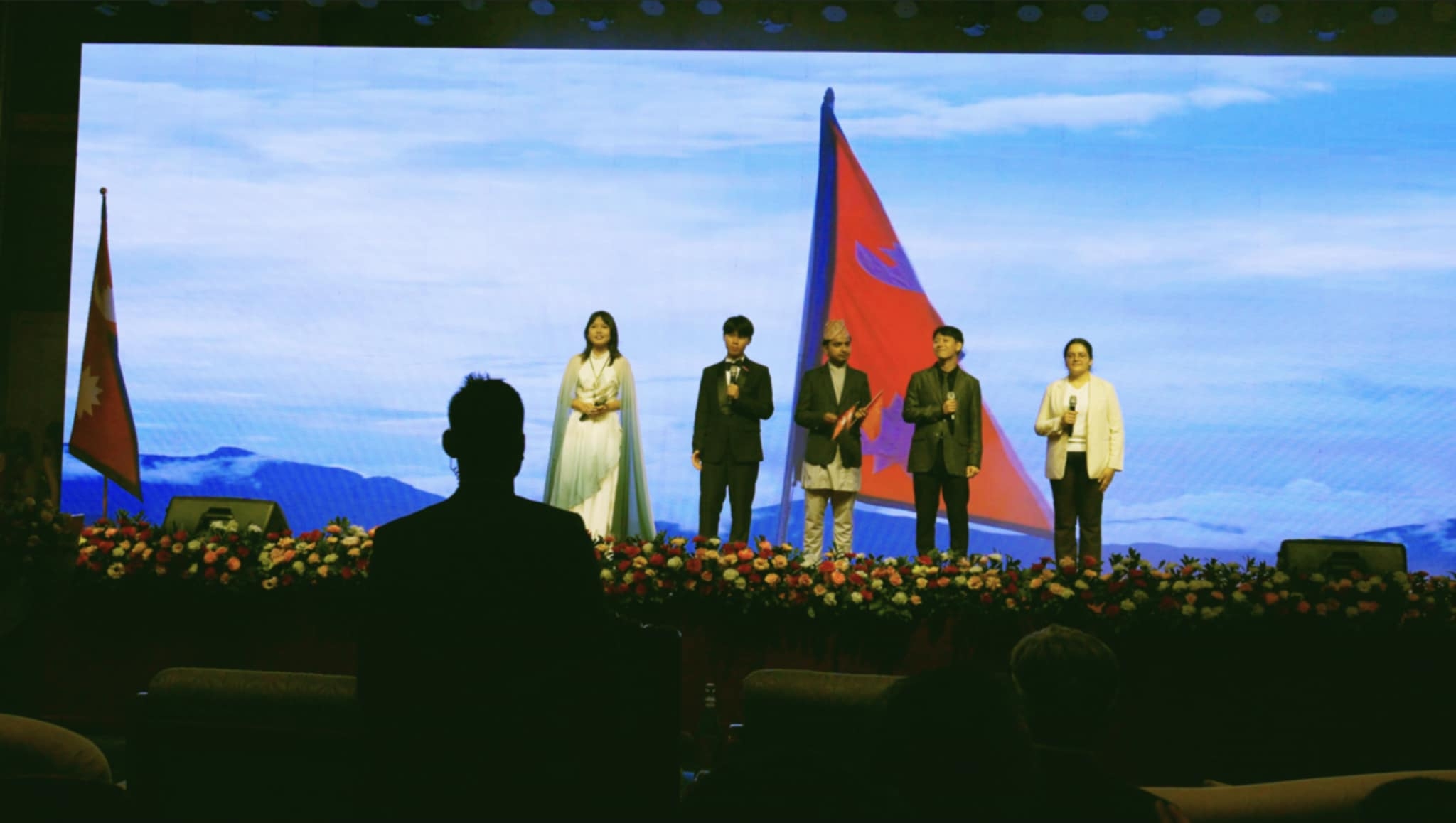 नेपालचीनबीच कूटनीतिक सम्बन्धको ७०औं वार्षिकोत्सवमा गीत रचना