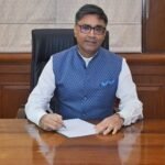 ओलीलाई भारत भ्रमणको निम्तो दिन विदेशमन्त्री भोलि आउँदै