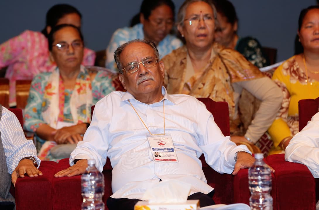 तस्बिरमा माओवादीको केन्द्रीय समिति बैठक