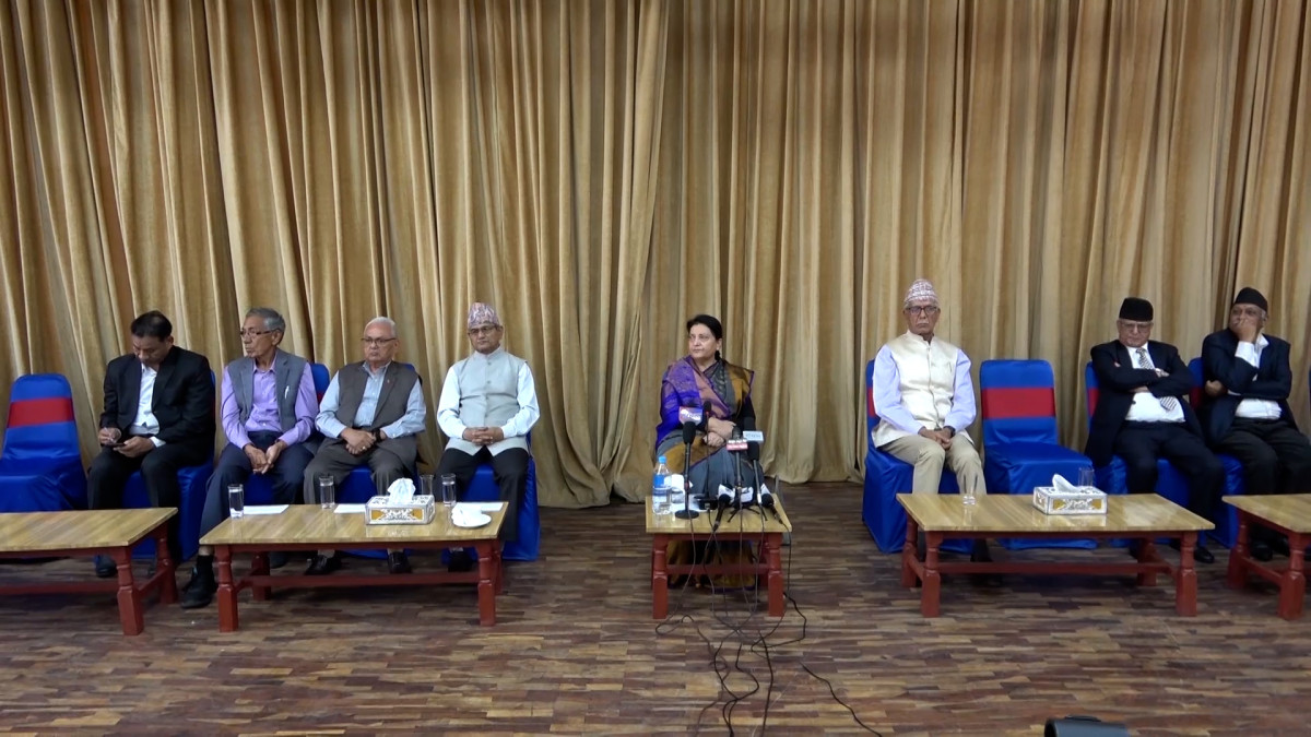 मुलुक सधैं यस्तो अवस्थामा रहिरहन सक्दैन : पूर्वराष्ट्रपति भण्डारी