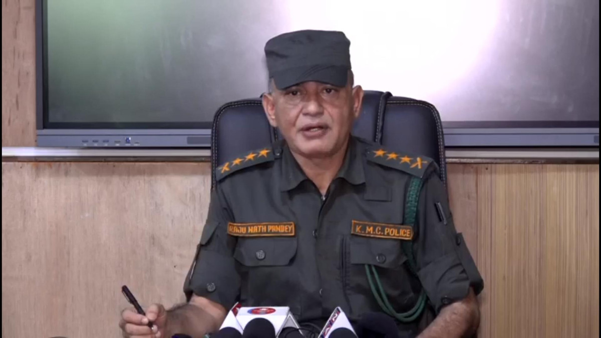 काठमाडौं प्रहरी बलका प्रमुख राजु पाण्डेद्वारा राजीनामा, काठमाडौं ४ बाट चुनाव लड्ने