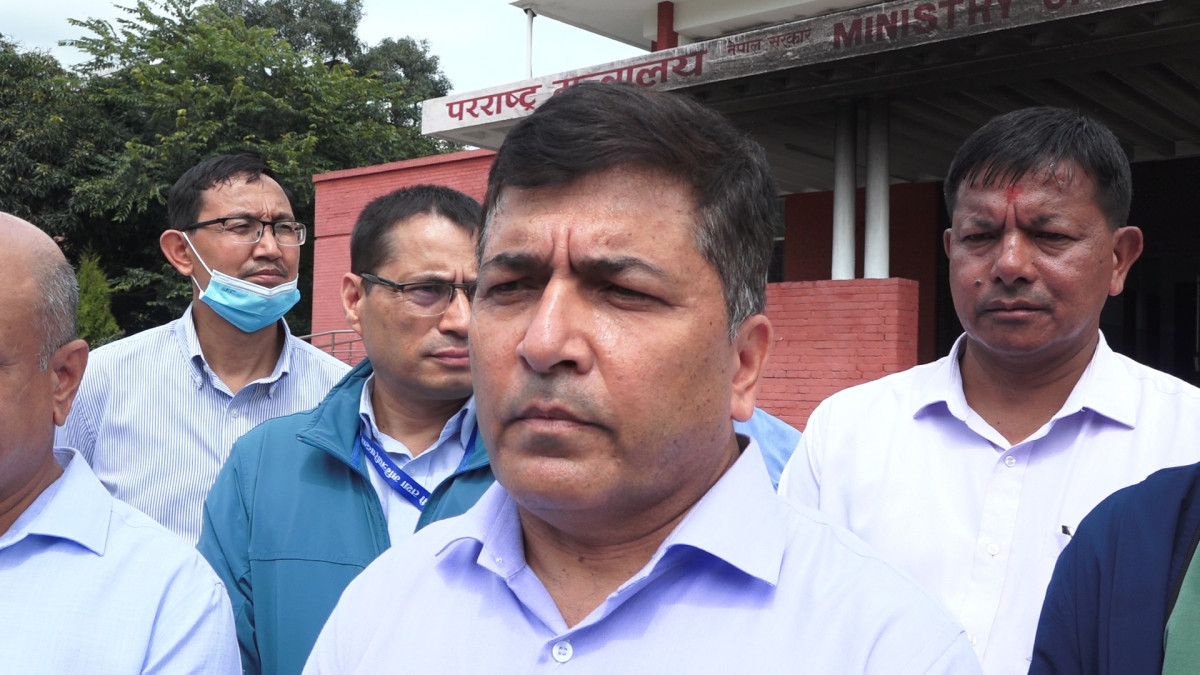 नागरिक सरकारसँग काम गर्न तयार छौं: मुख्यसचिव अर्याल