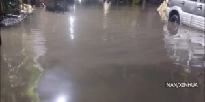 कोलकातामा वर्षाको समयमा करेन्ट लागेर कम्तीमा १० को मृत्यु