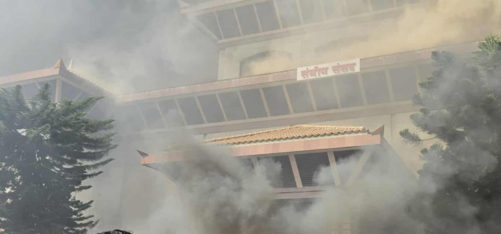 संसद् सचिवालयले भन्यो : लुटेको सामान फिर्ता ल्याउनुहोला