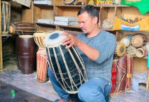 पुर्ख्यौली पेशामा रमाउँदै रामु