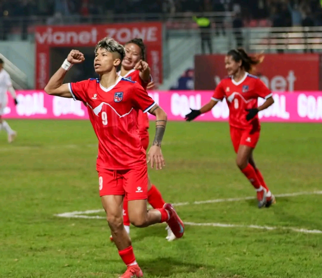 साम्बाबिनै भारतविरुद्ध भिड्दै नेपाली महिला टोली