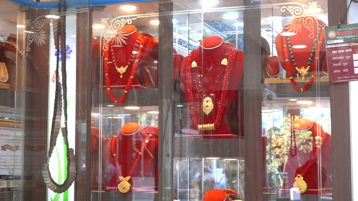 बढ्यो सुनको भाउ