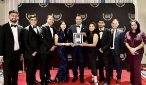 एनआरएनए पूर्व अध्यक्ष आचार्यको रेस्टुरेन्ट लाई अवार्ड