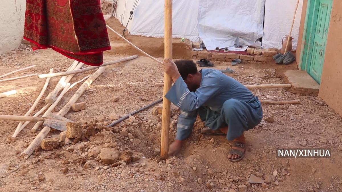 जाडोयाम नजिकिँदै गर्दा भूकम्प प्रभावित अफगानीहरू विदेशी सहायताको पर्खाइमा