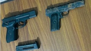 जेनजी आन्दोलनमा लुटेका हतियार देखाएर लुटपाट, दुई पक्राउ