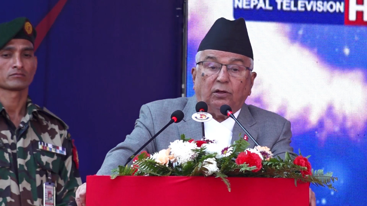 निर्वाचन सफल बनाउन सञ्चार माध्यमले अझ प्रभावकारी ढंगले काम गर्नुपर्दछः राष्ट्रपति पौडेल