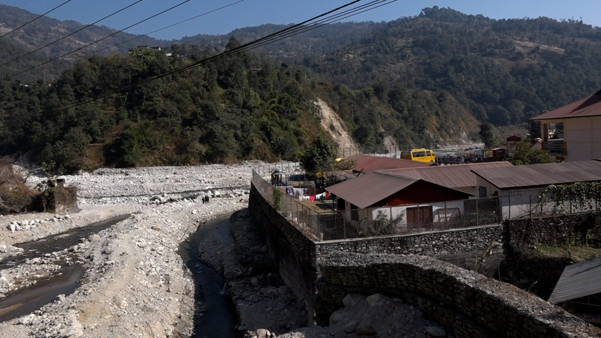 सधै पीडा भोग्दैछ काठमाडौँलाई पानी खुवाउने मेलम्ची