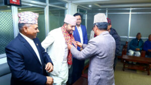 सरकारी राजनीतिक संवाद टोली राप्रपा पार्टी कार्यालयमा [तस्बिरहरु]