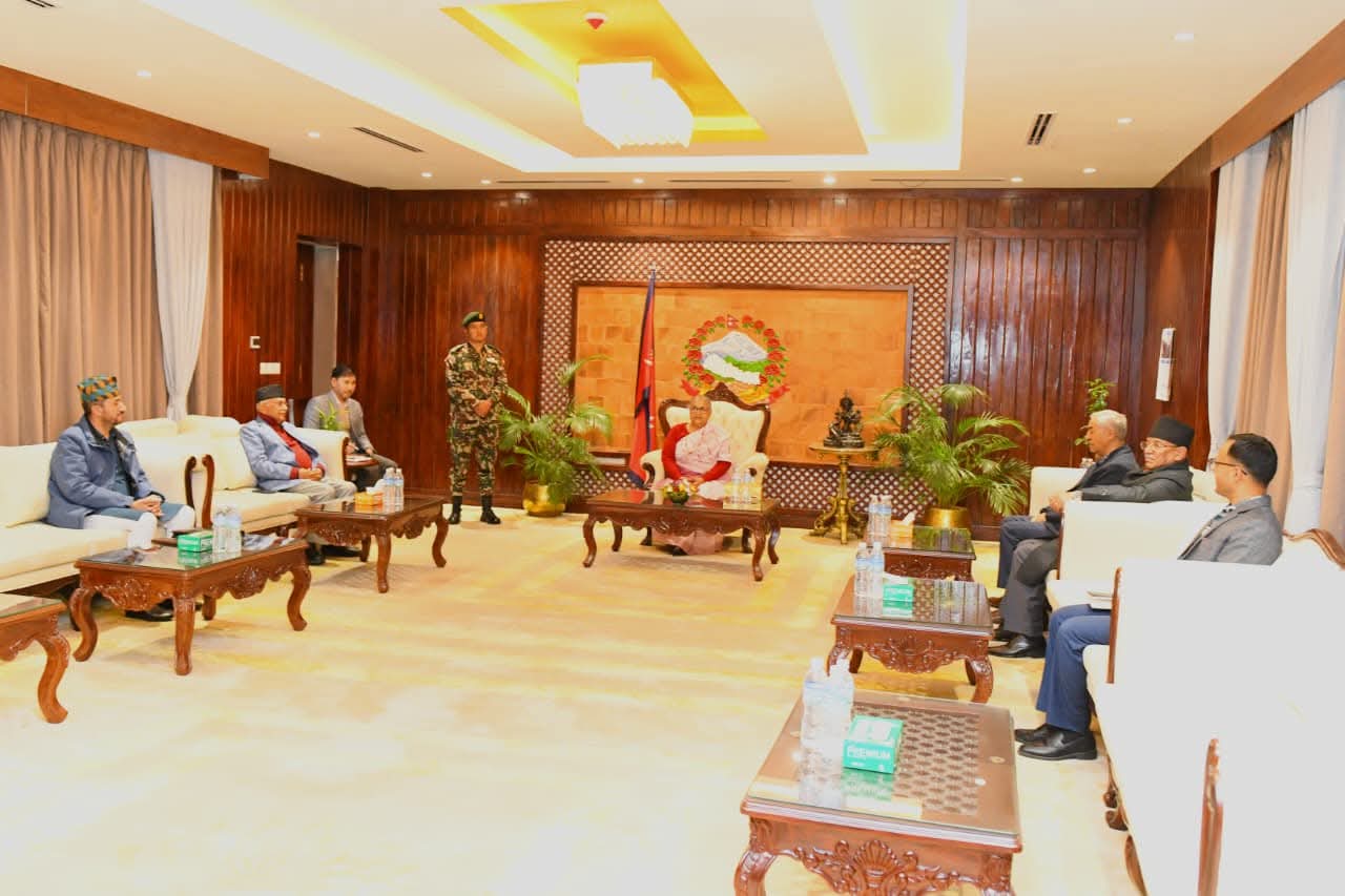 प्रधानमन्त्री कार्की र प्रमुख दलका शीर्ष नेताबिच छलफल जारी