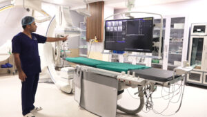 केएमसी अस्पतालमा क्याथल्याव र इपिल्याव प्रविधि: ‘आधुनिक हृदय–मस्तिष्क उपचारमा नयाँ युग’