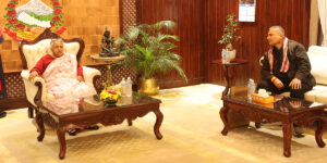 दुर्गा प्रसाईलाई निर्वाचनमा सहयोग गर्न प्रधानमन्त्री कार्कीको आग्रह