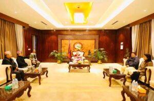 प्रधानमन्त्रीलाई निवासमै पुगेर राप्रपाले दियो पृथ्वीजयन्तीको निम्तो