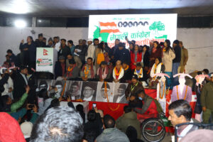 गगन सभापति चुनिएपछिको कांग्रेस विशेष महाधिवेशनमा फैलिएको खुसी [तस्बिरहरु]