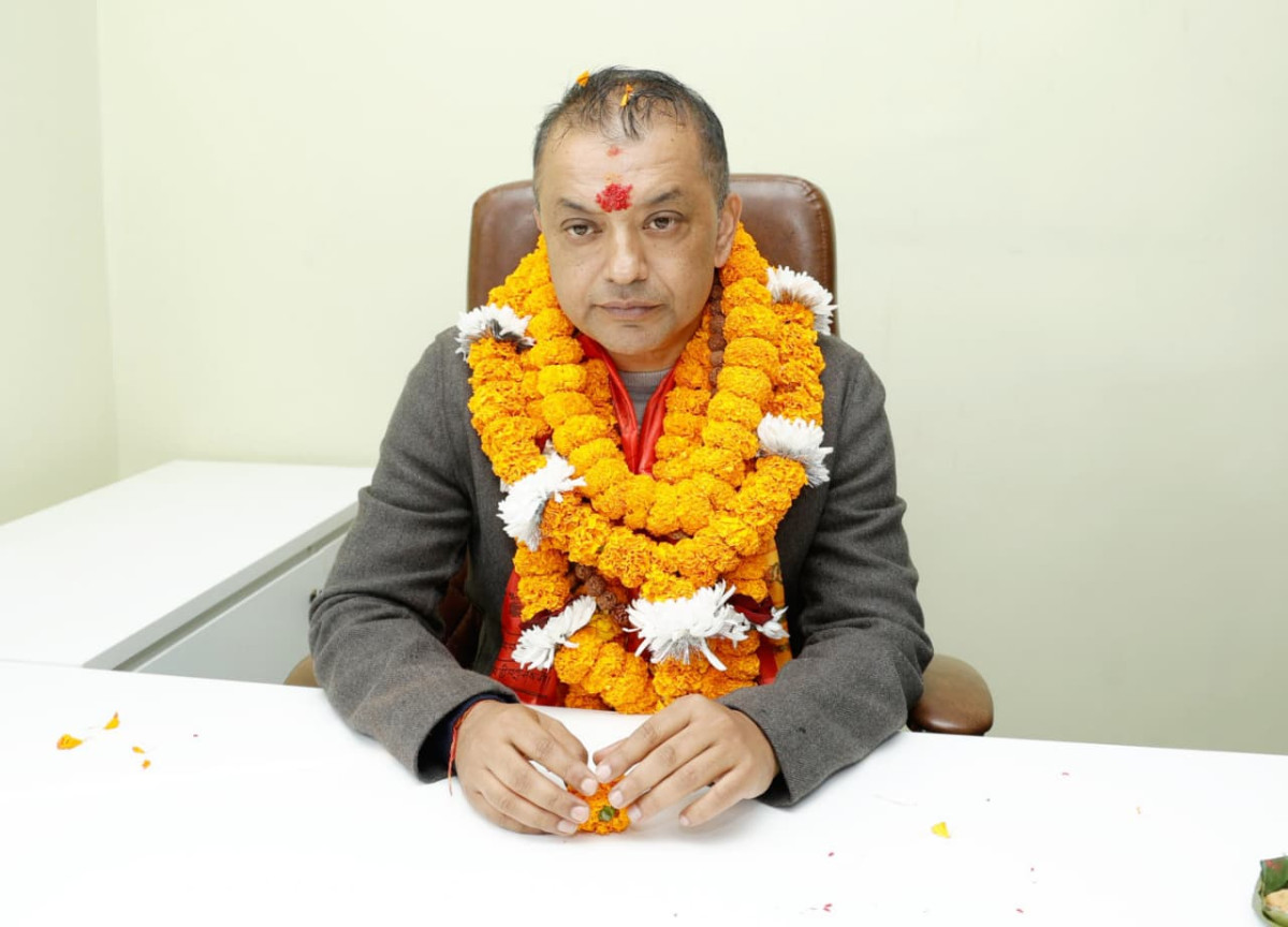 कांग्रेस सभापति थापासहित नयाँ कार्यसमितिद्वारा पदभार ग्रहण