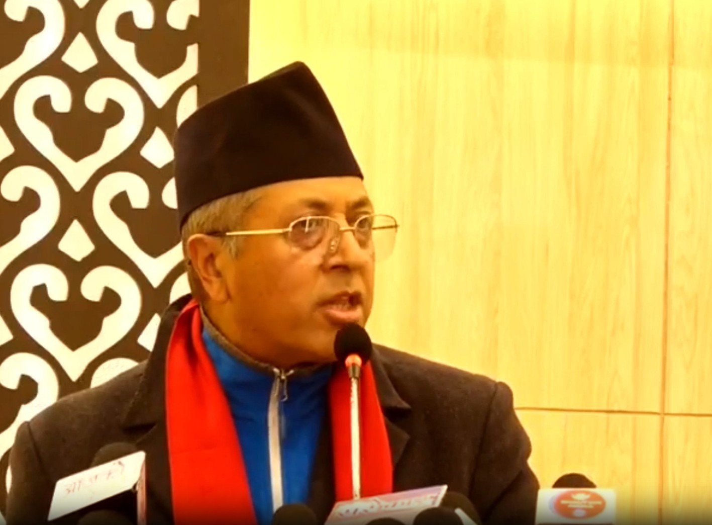 तोडफोड र आगजनीबाट सत्ता परिवर्तन खोज्ने तत्वहरूले देश युक्रेन बनाउँदैछन्ः भट्टराई