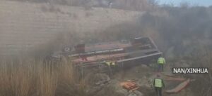 पाकिस्तानमा बस दुर्घटना हुँदा तीन जनाको मृत्यु, १६ घाइते