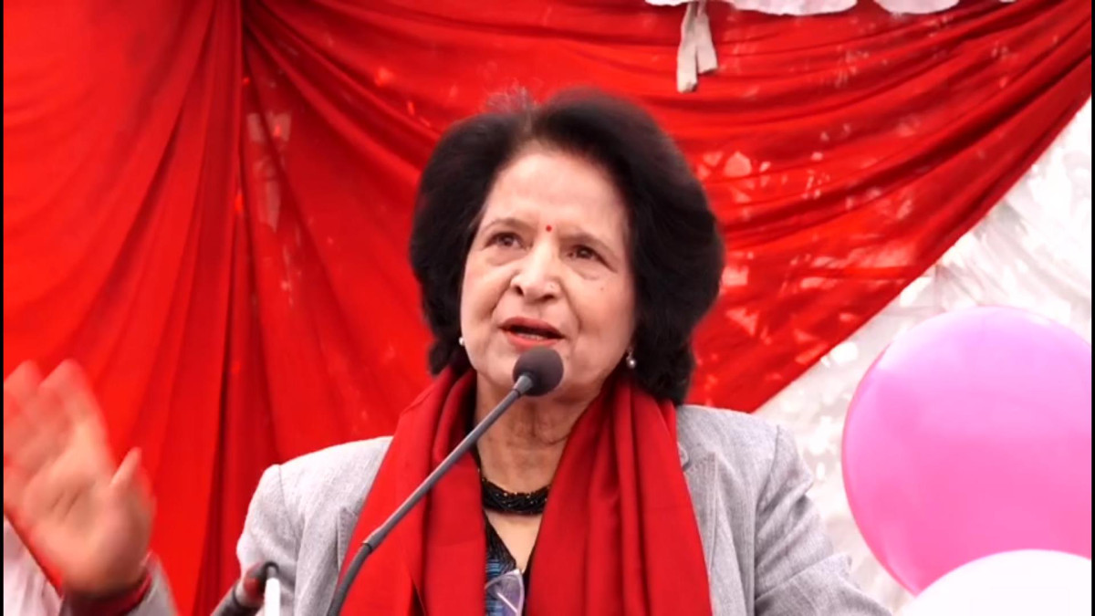 यथास्थितिमा स्वास्थ्य बीमा कार्यक्रम चल्न सक्दैनः स्वास्थ्यमन्त्री गौतम