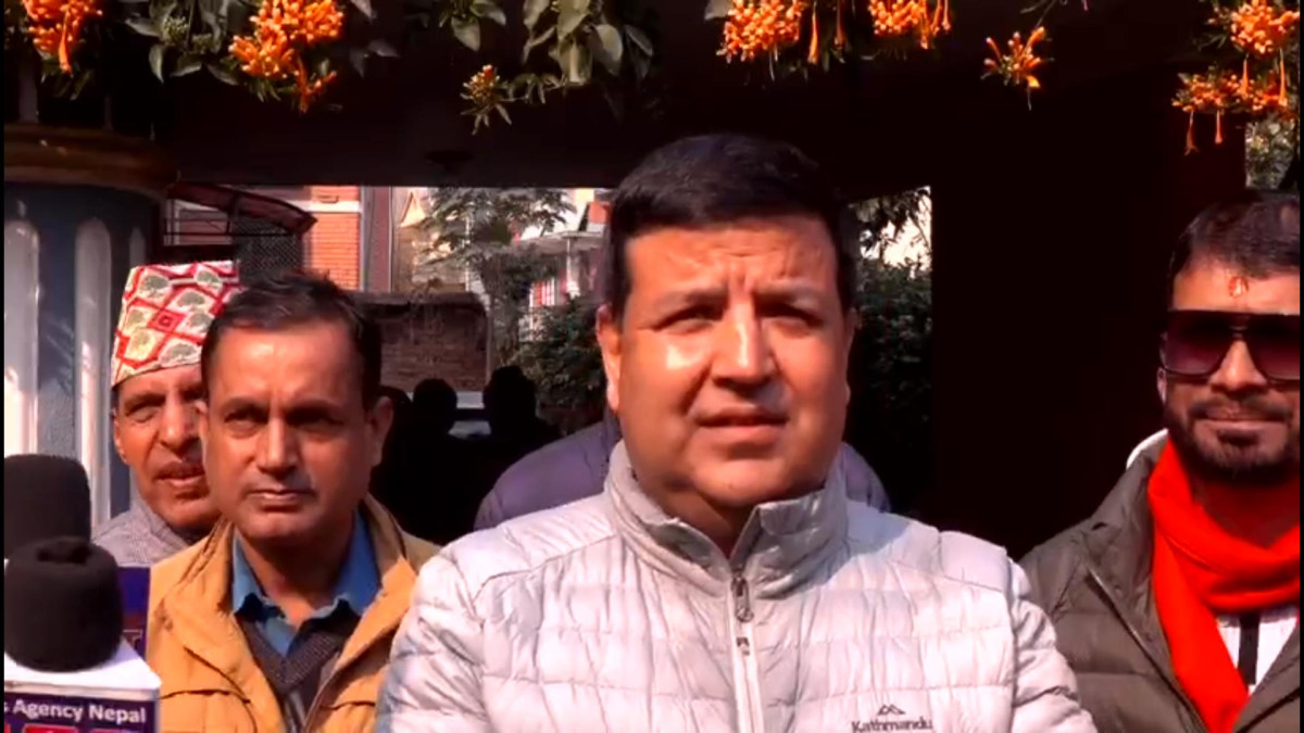 काँग्रेसमा गगन थापाको नेतृत्व स्विकार्नुको विकल्प छैन : सुनिल शर्मा