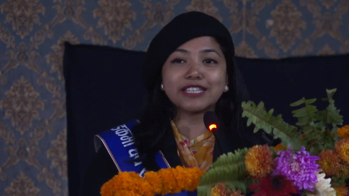 सडक दुर्घटना न्यूनीकरणका लागि सबैले जिम्मेवारीवोध गरौँः सुनिता डंगोल