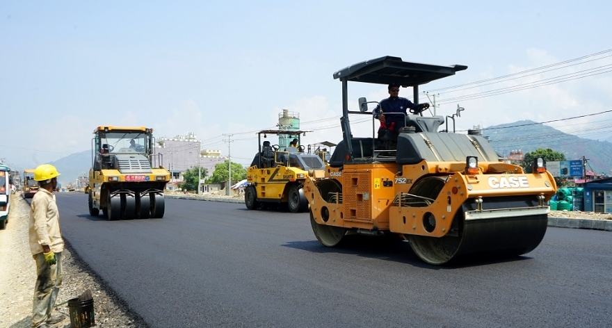 ११ किमी नागढुङ्गा–मलेखु खण्ड कालोपत्र