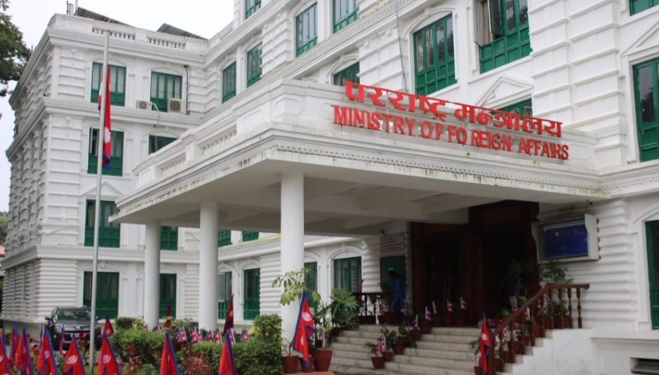 इजरायल र इरानको यात्रा नगर्न नेपाल सरकारको आह्वान