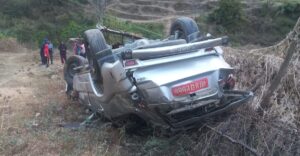 काठमाडौं आउँदै गरेको गाडी दुर्घटना, चार जना घाइते