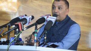 गगन भन्छन्ः ठगबन्धन होइन, सिद्धान्त–बरु सरकार चाहिँदैन, मूल्य चाहिन्छ