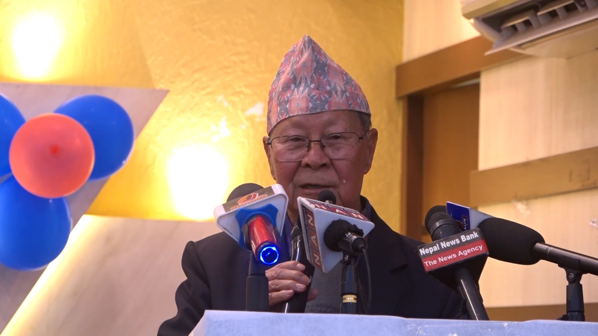 सिंहदरबारमा आगो लगाउनेहरुले भ्रष्टाचारको अन्त्य गर्छु भन्नेकुरा सही होइनः नारायणमान बिजुक्छे